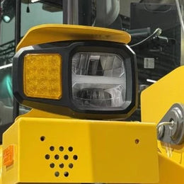 HEADLIGHT WITH AMBER INDICATOR - LG823REU